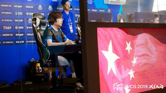 涌的背景下 涌的背景下