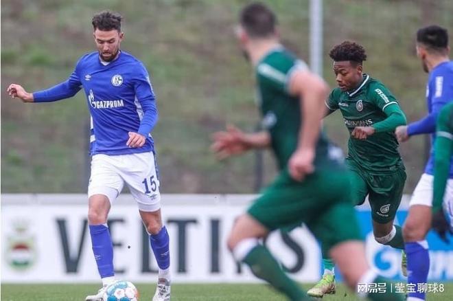 他的表现无 他的表现无