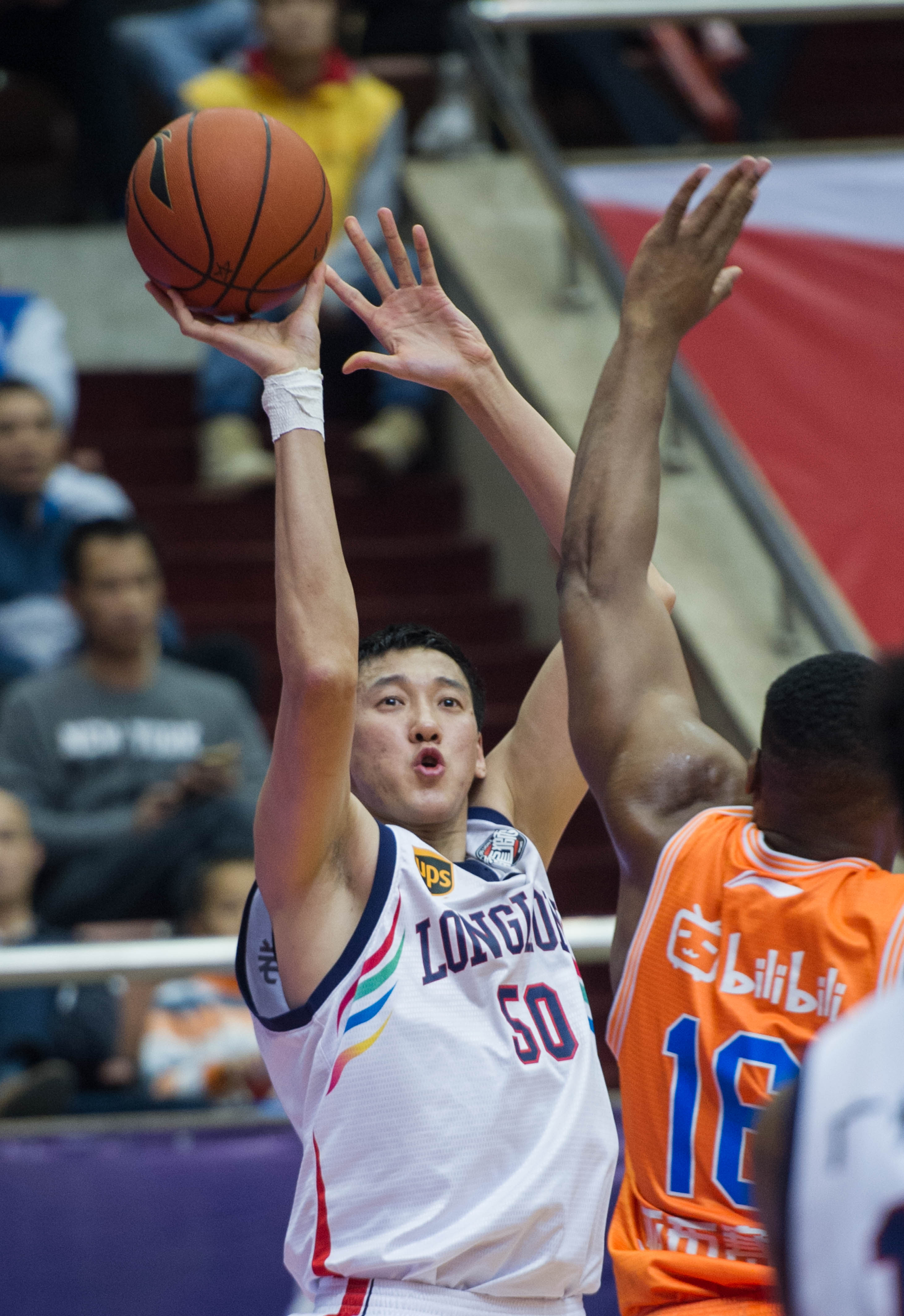 却以脚下与 却以脚下与